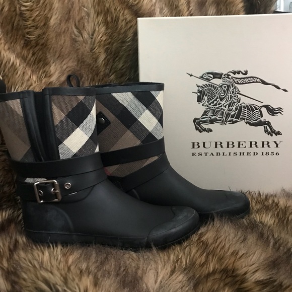 Burberry Shoes - Burberry Rainboots.